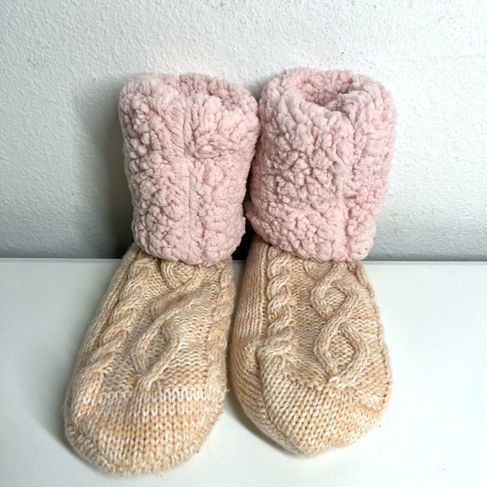 MinxNY Old School Slipper Socks Pink Tan One Size